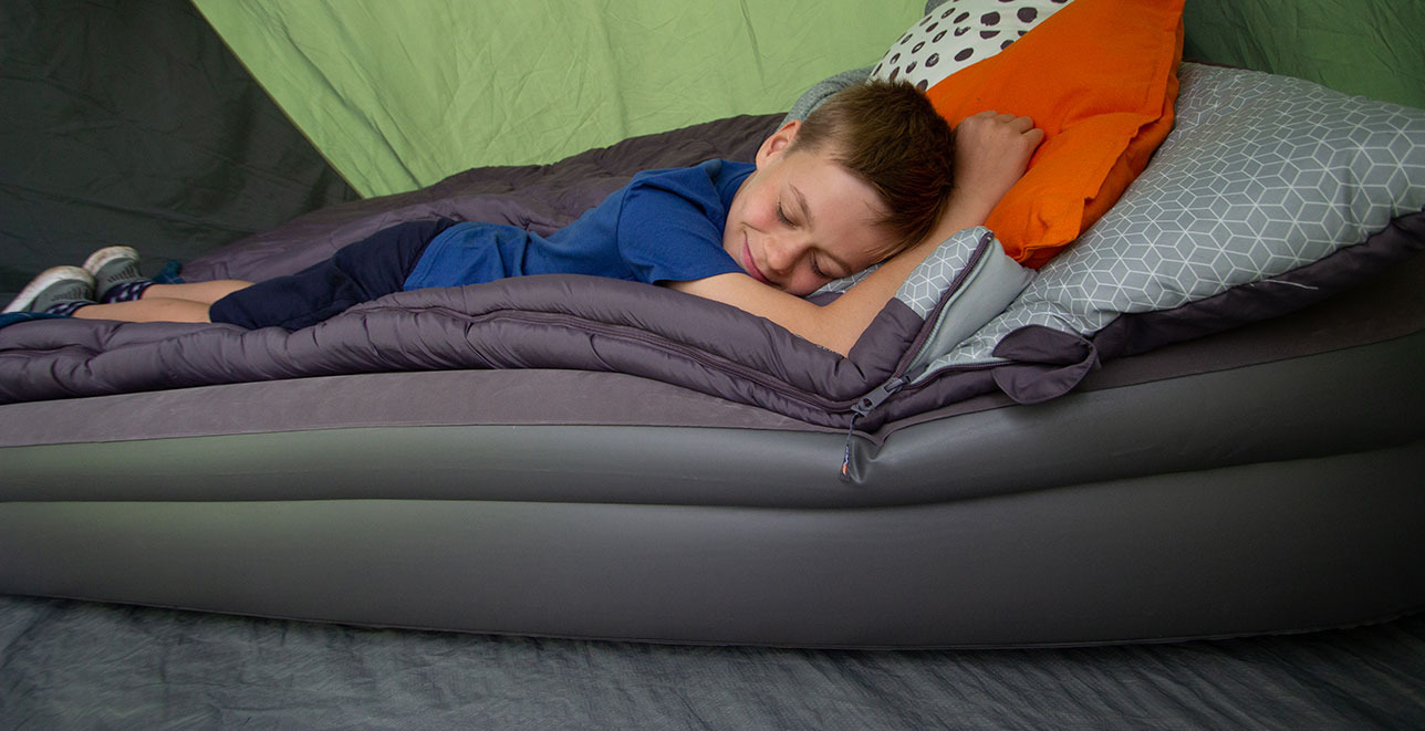 تجهیزات خواب و استراحت در سفر به کوهستان